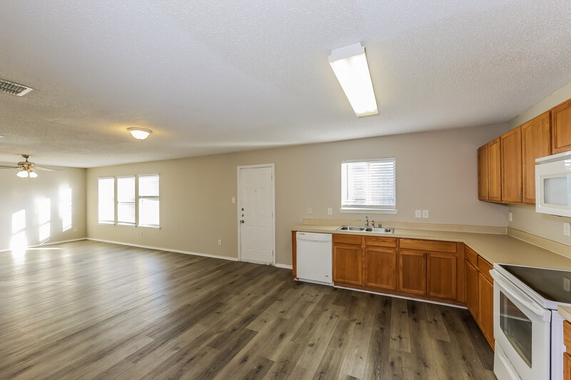 2,360/Mo, 1432 Lay St Cedar Hill, TX 75104 Dining Room View