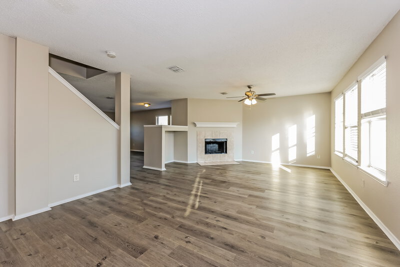2,360/Mo, 1432 Lay St Cedar Hill, TX 75104 Family Room View