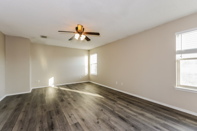 2,360/Mo, 1432 Lay St Cedar Hill, TX 75104 Main Bedroom View