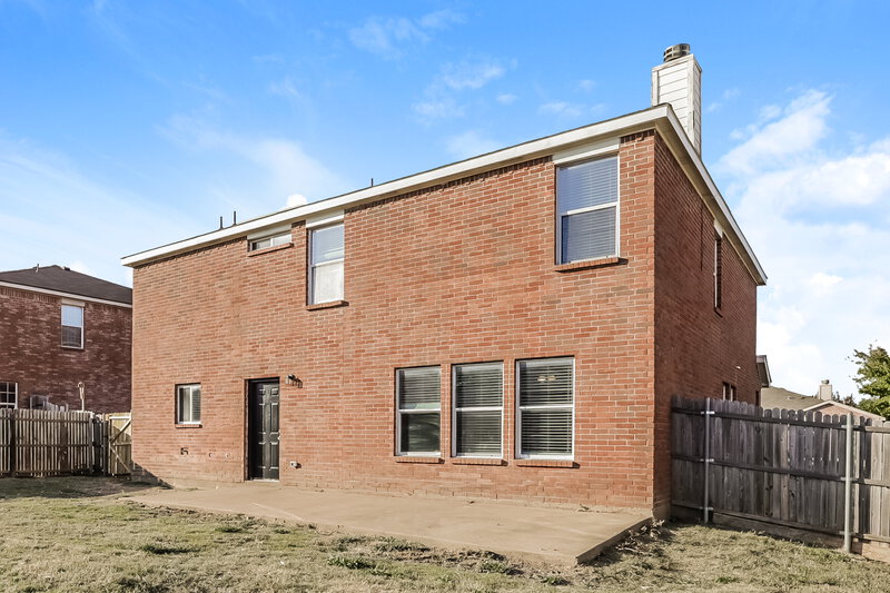 2,360/Mo, 1432 Lay St Cedar Hill, TX 75104 Rear View