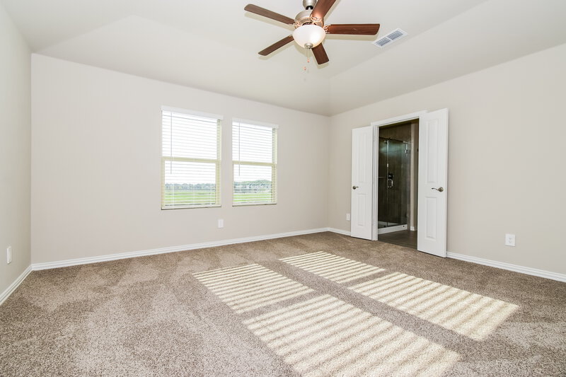 2,490/Mo, 975 Dayflower Ct Lavon, TX 75166 Main Bedroom View 2
