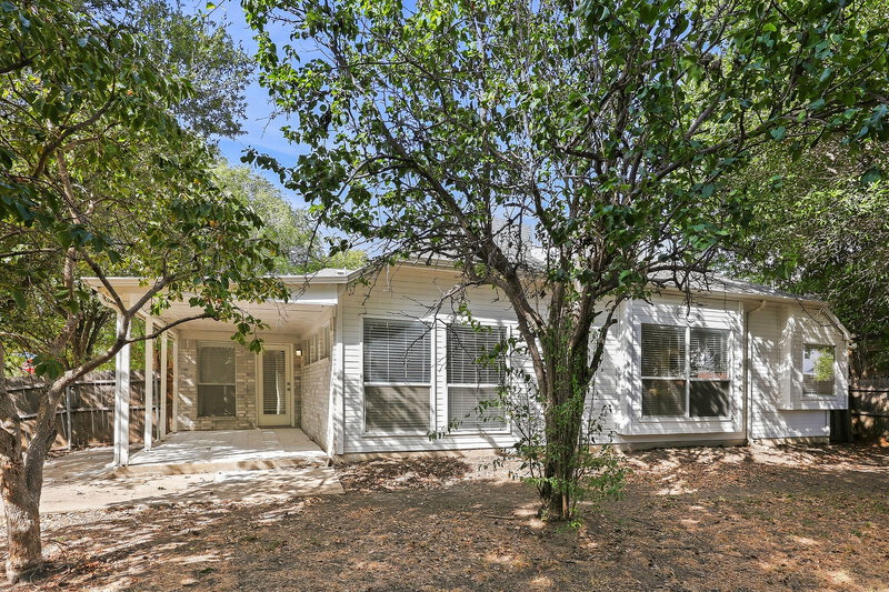 2,320/Mo, 4336 Estes Park Rd Haltom City, TX 76137 Front View