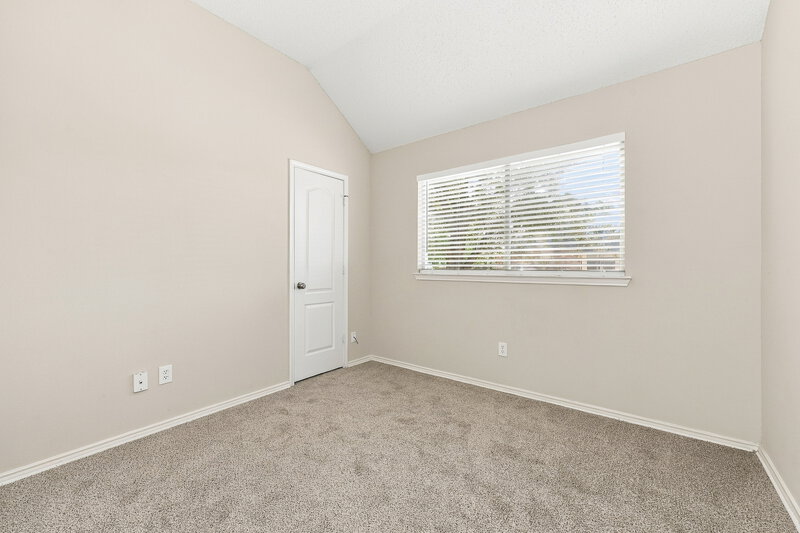 2,320/Mo, 4336 Estes Park Rd Haltom City, TX 76137 Bedroom View
