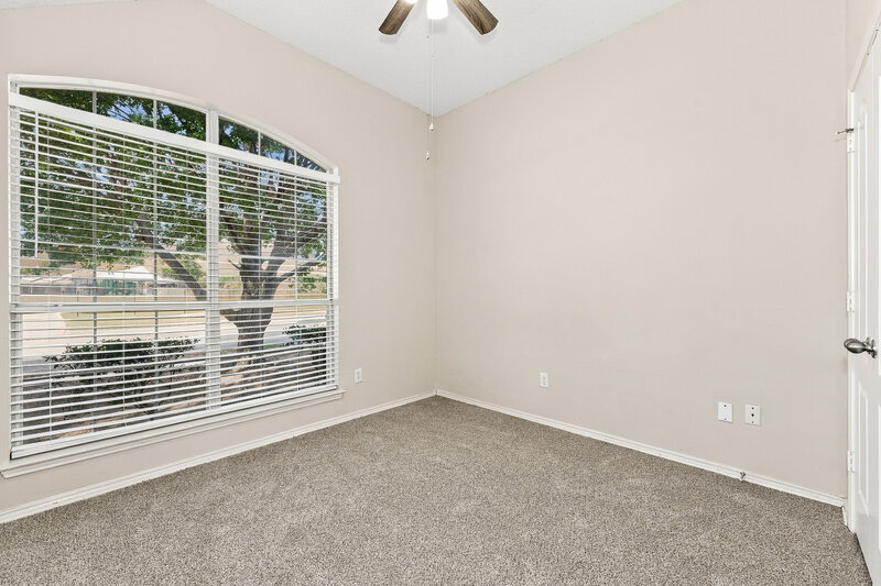2,320/Mo, 4336 Estes Park Rd Haltom City, TX 76137 Bedroom View 3