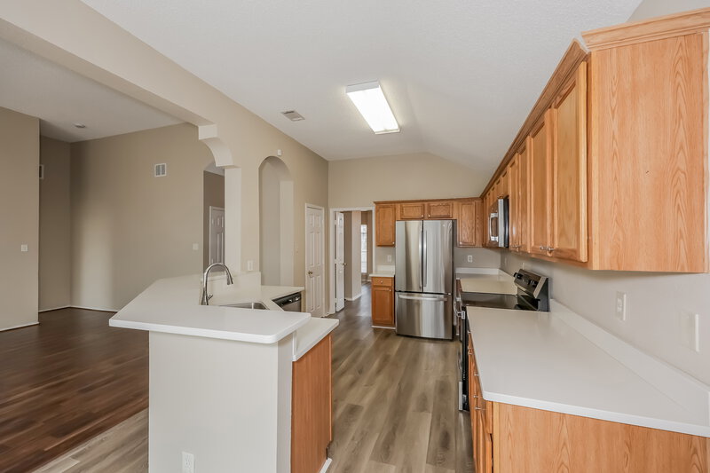 2,320/Mo, 302 Abel Dr Glenn Heights, TX 75154 Kitchen View 2