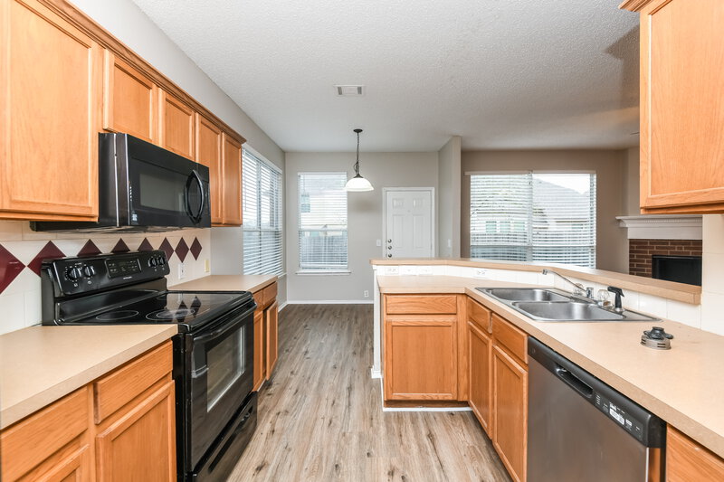 2,790/Mo, 8229 French Quarter Ln Fort Worth, TX 76123 Kitchen View 2