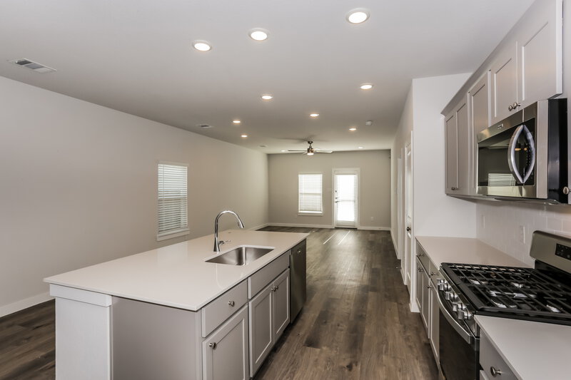 2,195/Mo, 336 Sun Harvest Dr Royse City, TX 75189 Kitchen View