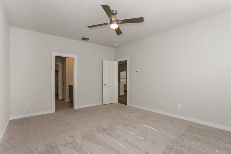 2,195/Mo, 336 Sun Harvest Dr Royse City, TX 75189 Main Bedroom View 2