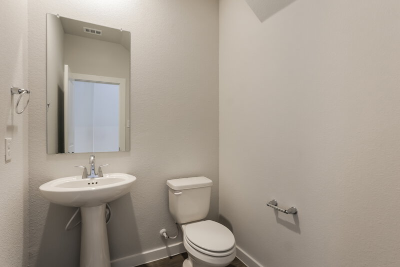 2,195/Mo, 336 Sun Harvest Dr Royse City, TX 75189 Bathroom View