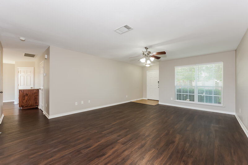 2,265/Mo, 1217 Maplewood Dr Crowley, TX 76036 Living Room View