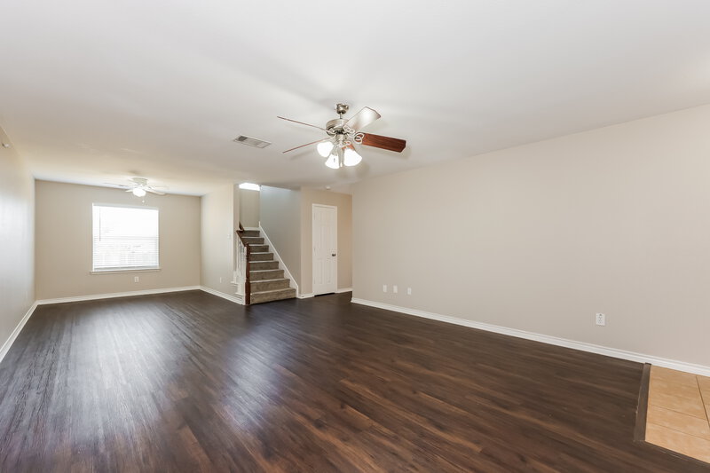2,265/Mo, 1217 Maplewood Dr Crowley, TX 76036 Living Room View 2