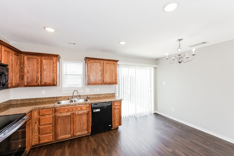 2,265/Mo, 1217 Maplewood Dr Crowley, TX 76036 Kitchen View