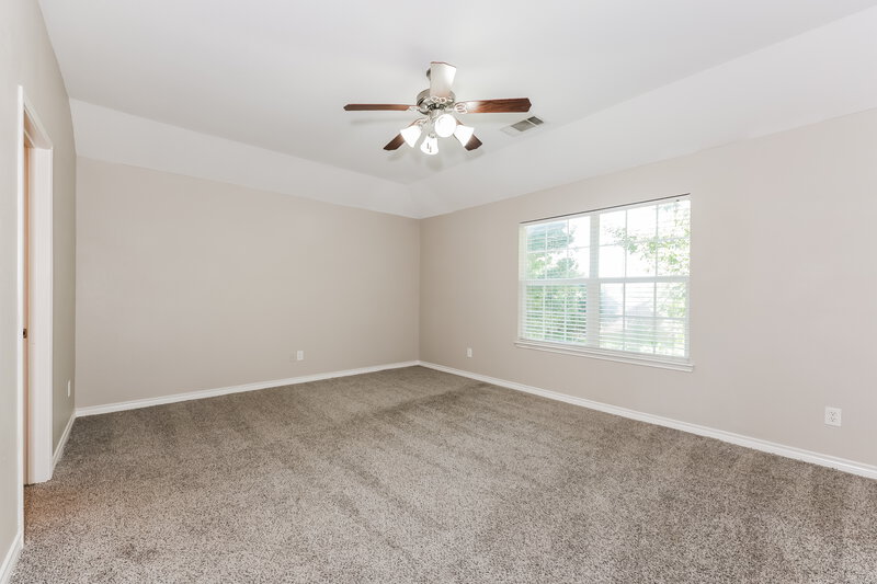 2,265/Mo, 1217 Maplewood Dr Crowley, TX 76036 Main Bedroom View