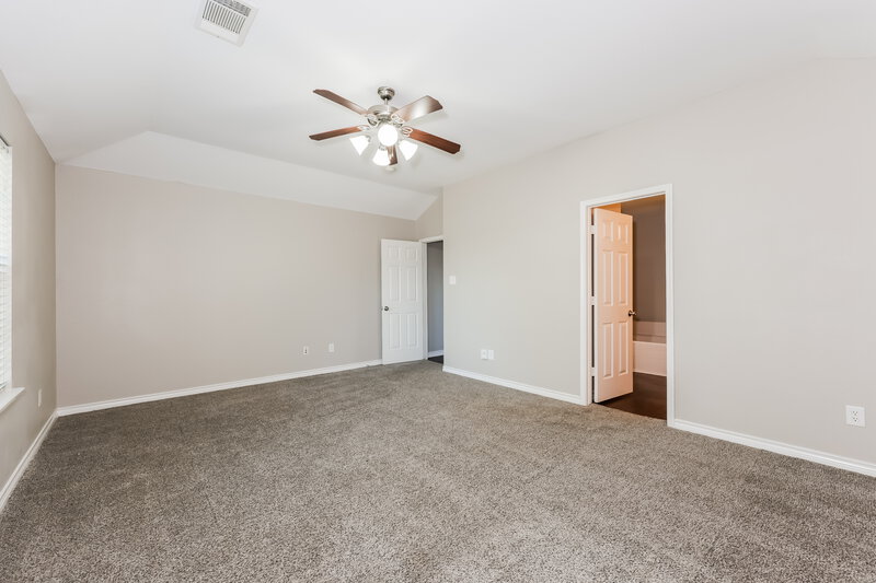 2,265/Mo, 1217 Maplewood Dr Crowley, TX 76036 Main Bedroom View 2