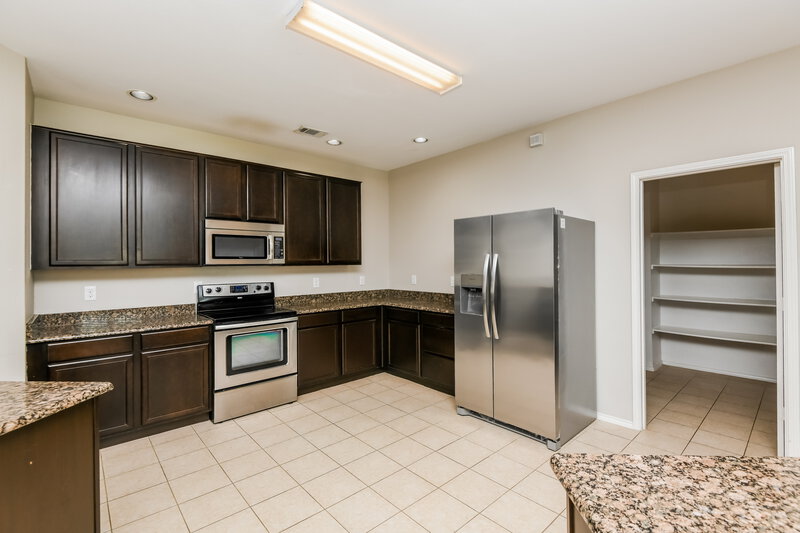 2,865/Mo, 3932 Grizzly Hills Cir Fort Worth, TX 76244 Kitchen View