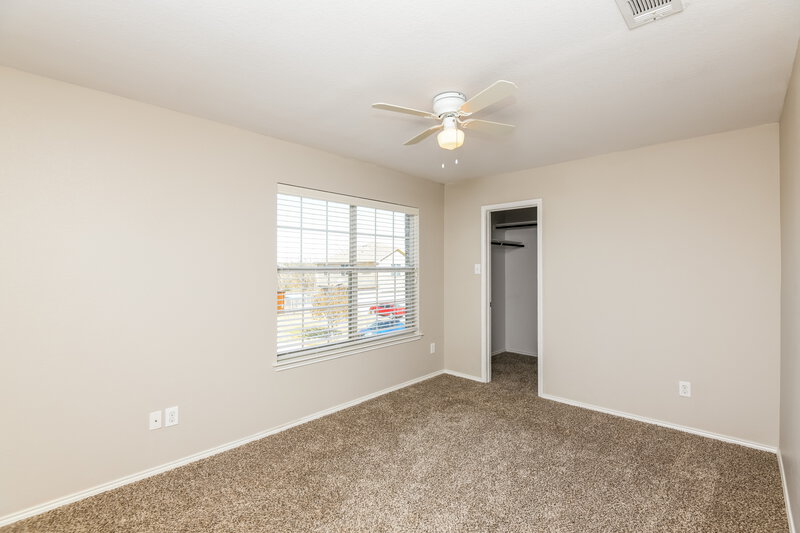 2,865/Mo, 3932 Grizzly Hills Cir Fort Worth, TX 76244 Bedroom View 2