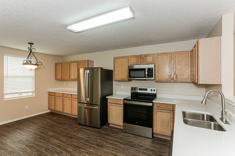 1,935/Mo, 3944 Foxhound Ln Fort Worth, TX 76123 Kitchen View 2