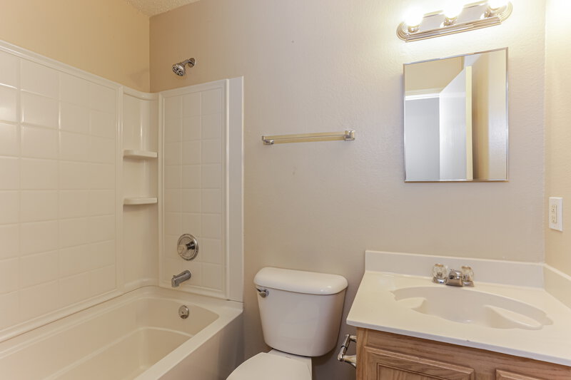 1,935/Mo, 3944 Foxhound Ln Fort Worth, TX 76123 Bathroom View