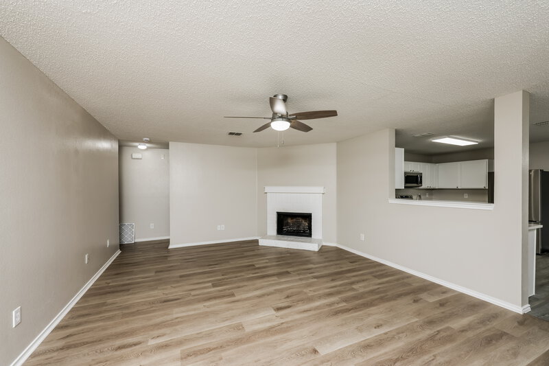 1,775/Mo, 3054 Limestone Hill Ln Rockwall, TX 75032 Living Room View