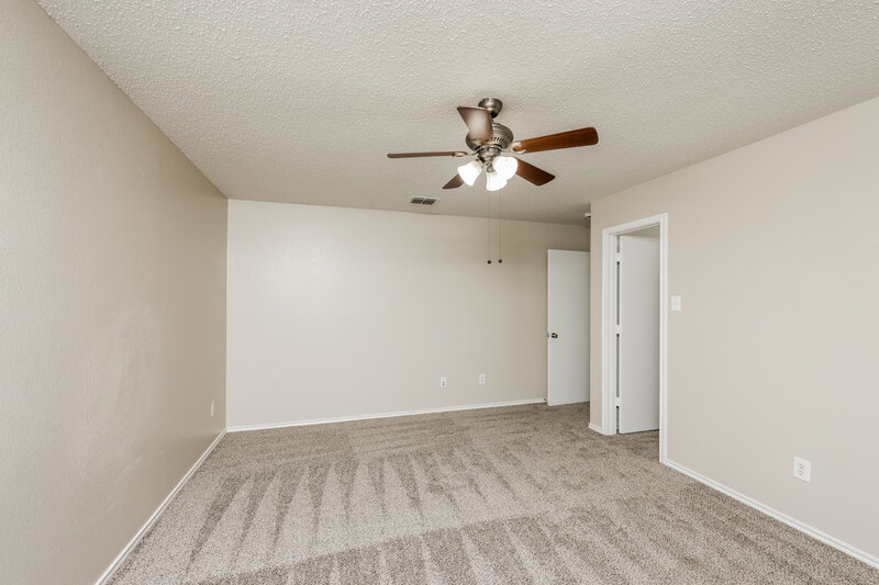 1,775/Mo, 3054 Limestone Hill Ln Rockwall, TX 75032 Main Bedroom View 2