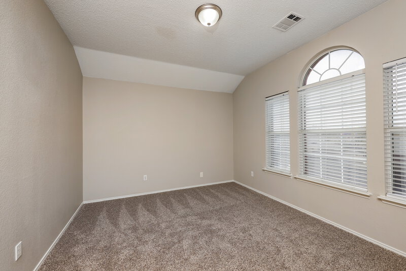 2,545/Mo, 822 Orian Dr Mesquite, TX 75181 Bedroom View 3