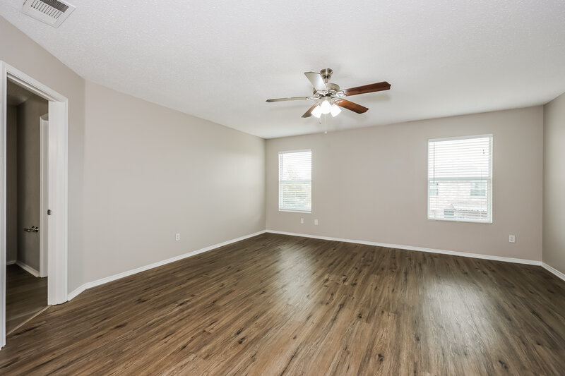 2,490/Mo, 944 Dunkirk Ln Arlington, TX 76017 Main Bedroom View 2