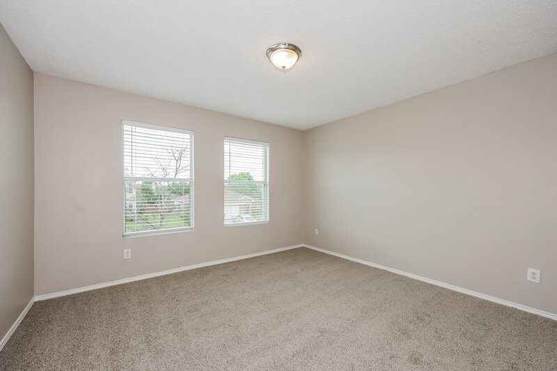 2,490/Mo, 944 Dunkirk Ln Arlington, TX 76017 Bedroom View 3