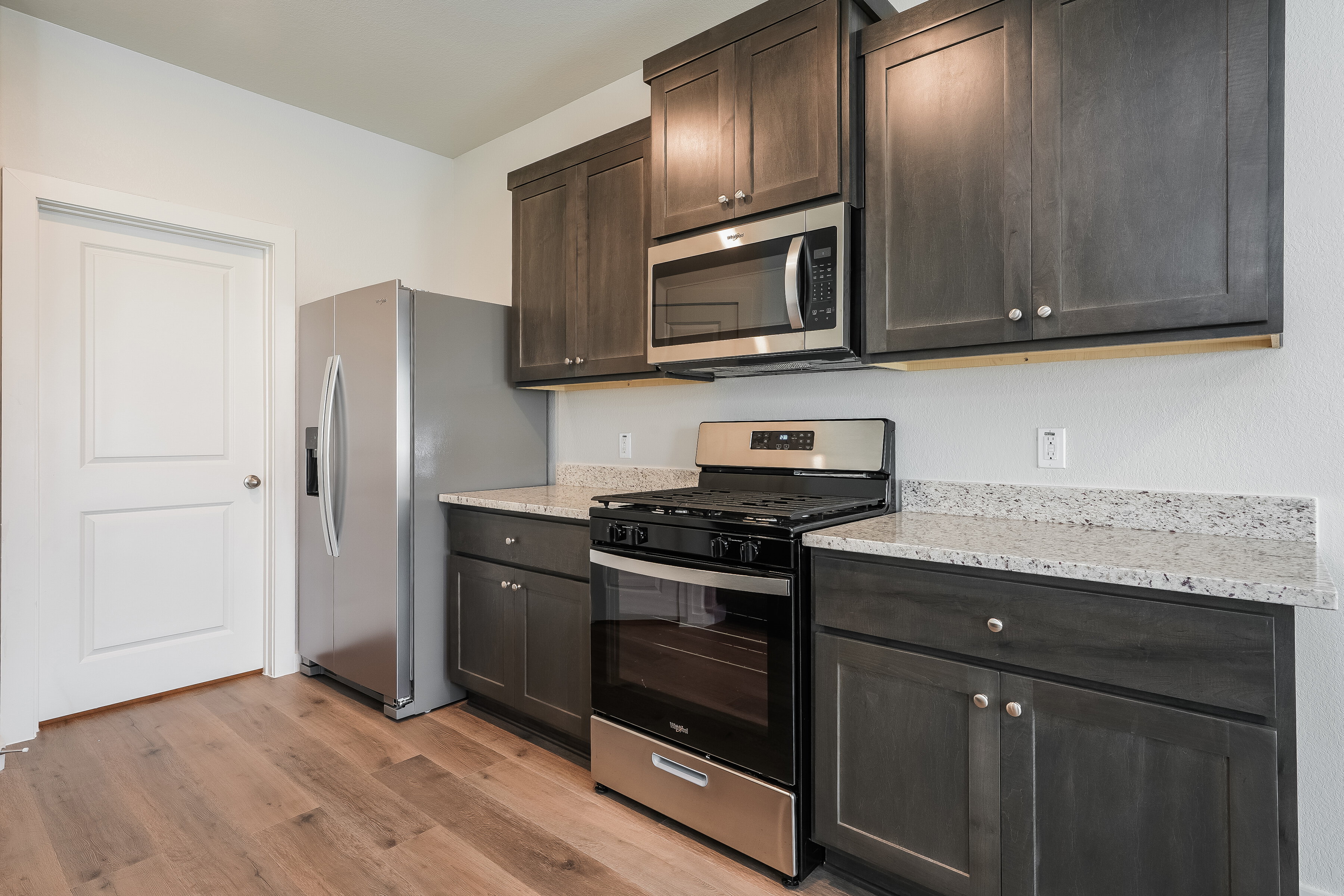 2,519/Mo, 1533 Woodwinds Dr Fort Worth, TX 76140 Kitchen View 2