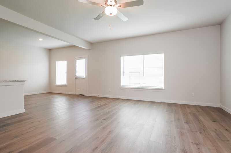 2,519/Mo, 1533 Woodwinds Dr Fort Worth, TX 76140 Family Room View