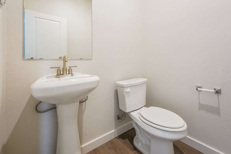 2,519/Mo, 1533 Woodwinds Dr Fort Worth, TX 76140 Bathroom View 2