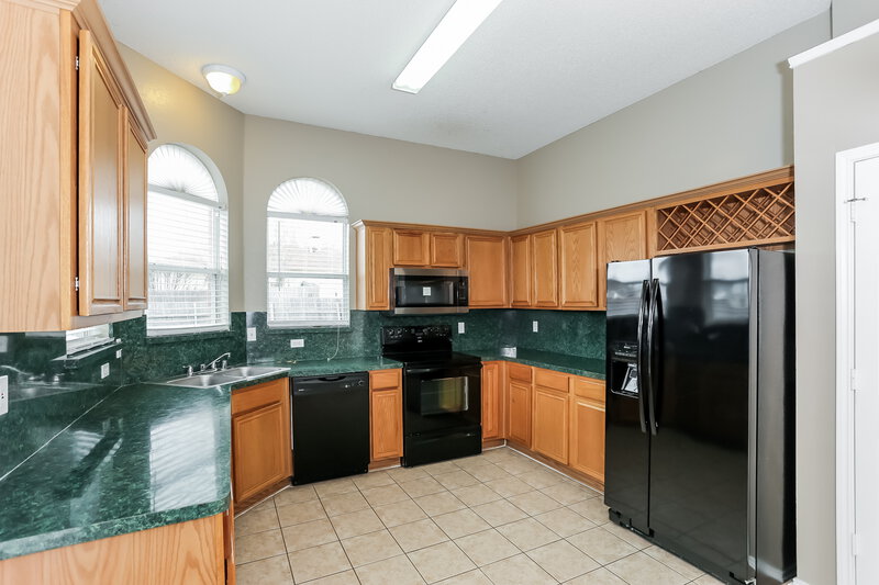 1,995/Mo, 1322 Riverview Ln Seagoville, TX 75159 Kitchen View