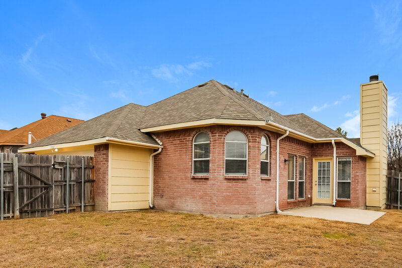 1,995/Mo, 1322 Riverview Ln Seagoville, TX 75159 Rear View