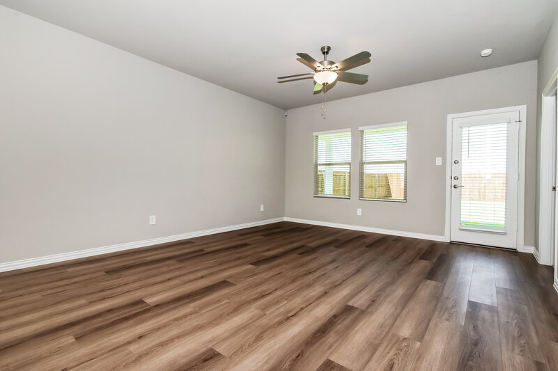 1,865/Mo, 845 Wisteria Ln Lavon, TX 75166 Living Room View