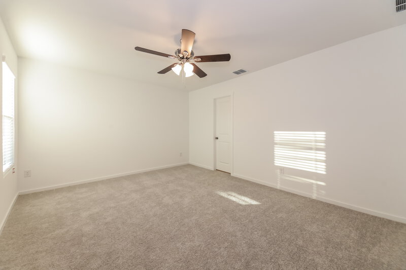 2,850/Mo, 140 Glenwood Dr Balch Springs, TX 75181 Main Bedroom View 2