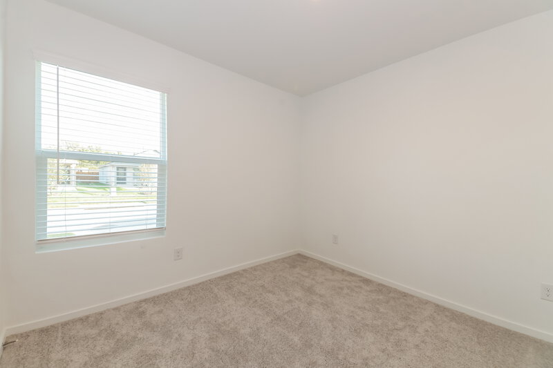 2,850/Mo, 140 Glenwood Dr Balch Springs, TX 75181 Bedroom View 2