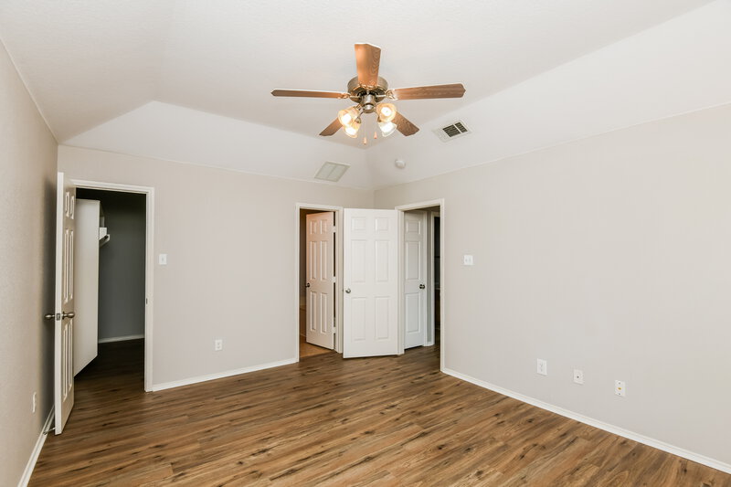 1,880/Mo, 744 Bur Oak Dr Burleson, TX 76028 Main Bedroom View