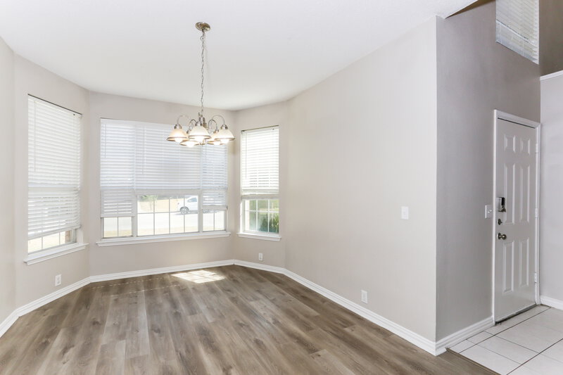 2,400/Mo, 3404 Roddy Dr Fort Worth, TX 76123 Dining Room View