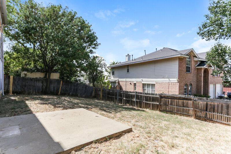 2,400/Mo, 3404 Roddy Dr Fort Worth, TX 76123 Backyard View