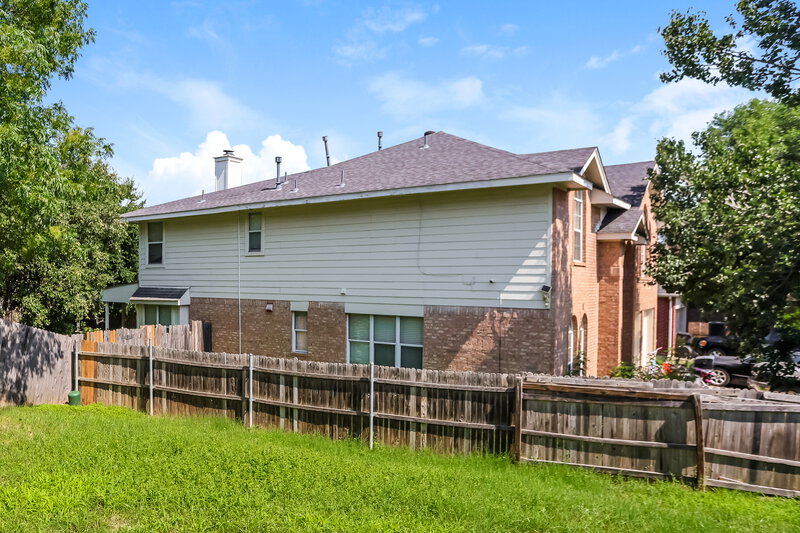 2,560/Mo, 3404 Roddy Dr Fort Worth, TX 76123 Rear View 2