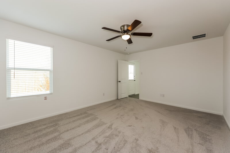 2,150/Mo, 100 Wild Rose Dr Balch Springs, TX 75181 Main Bedroom View 2