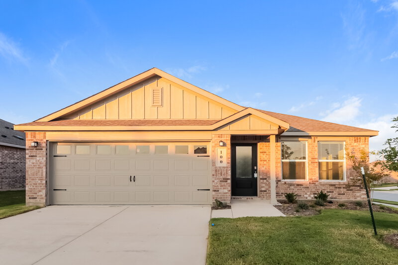 2,010/Mo, 100 Wren Way Balch Springs, TX 75181 External View