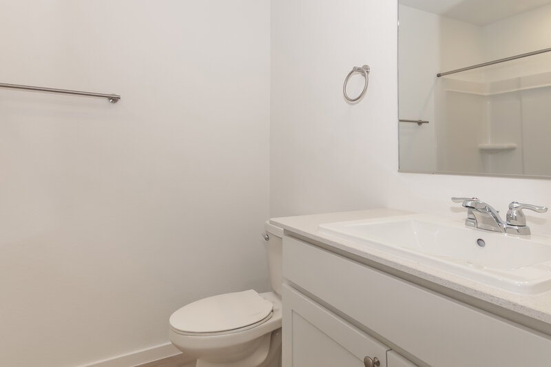 1,865/Mo, 102 Wild Rose Dr Balch Springs, TX 75181 Bathroom View