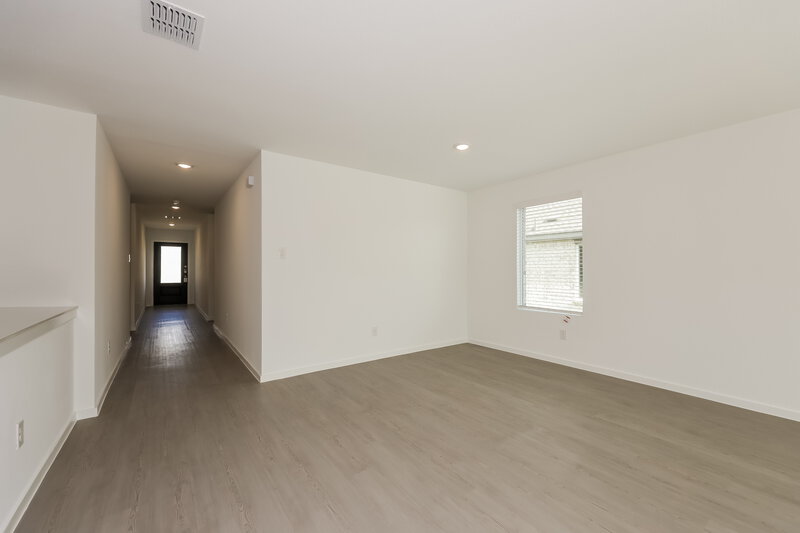 2,040/Mo, 103 Wild Rose Dr Balch Springs, TX 75181 Dining Room View