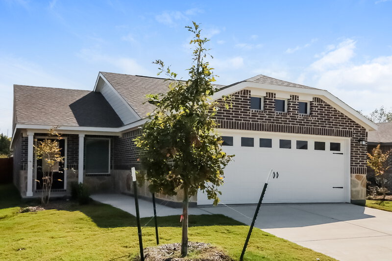 1,835/Mo, 126 Arbor Hills Rd Balch Springs, TX 75181 Front View