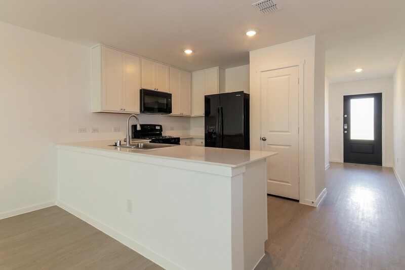 1,835/Mo, 126 Arbor Hills Rd Balch Springs, TX 75181 Kitchen View