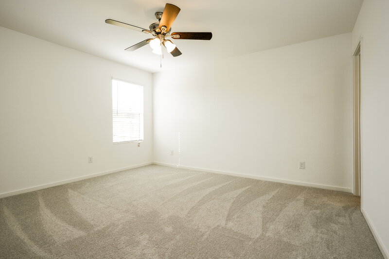 1,840/Mo, 138 Glenwood Dr Balch Springs, TX 75181 Main Bedroom View