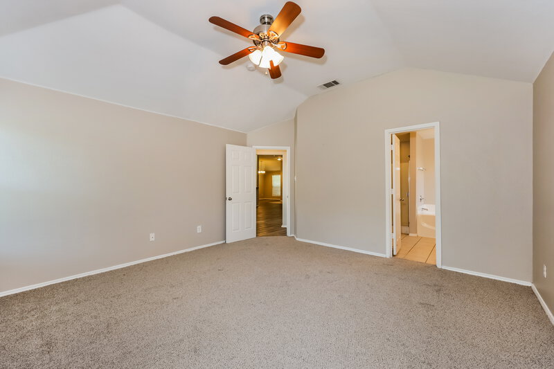 4,200/Mo, 1542 Reynolds St Lancaster, TX 75134 Main Bedroom View 2