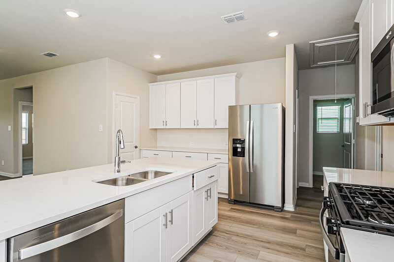 1,790/Mo, 1235 Paintbrush Dr Lavon, TX 75166 Kitchen View