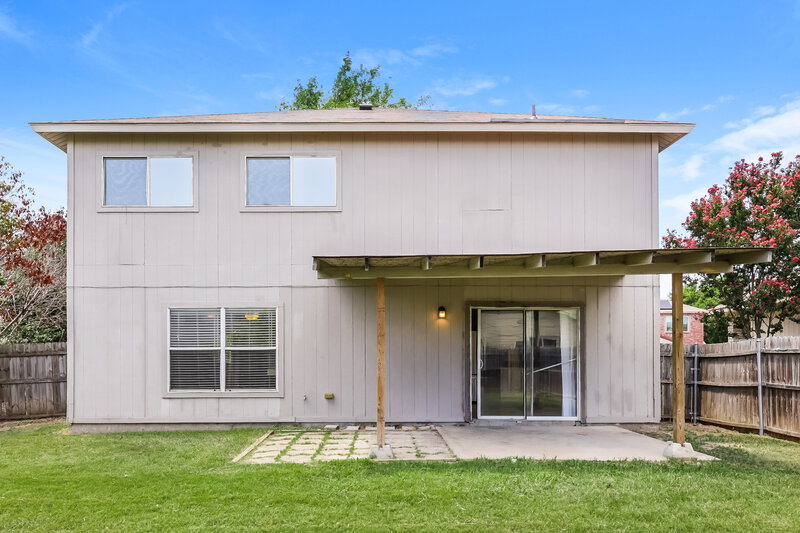 2,055/Mo, 3501 Chapel Pointe Trl Fort Worth, TX 76116 Rear View