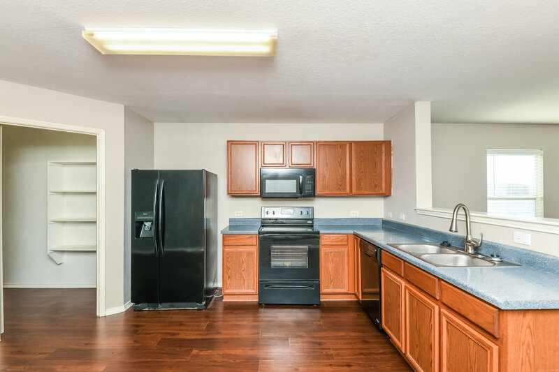 1,820/Mo, 936 Poncho Ln Haslet, TX 76052 Kitchen View 2